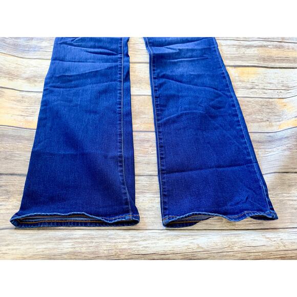 Sold - Picture 5 of 8